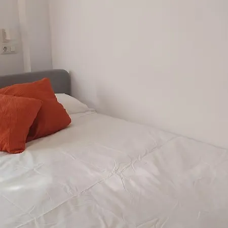 Residencial - Apto 32 - Apartamento *